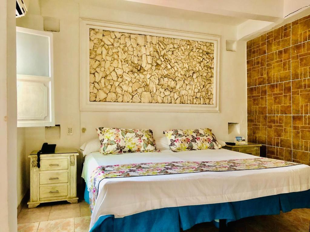 Antigua Calle Almudena Hotel Cartagena Bagian luar foto
