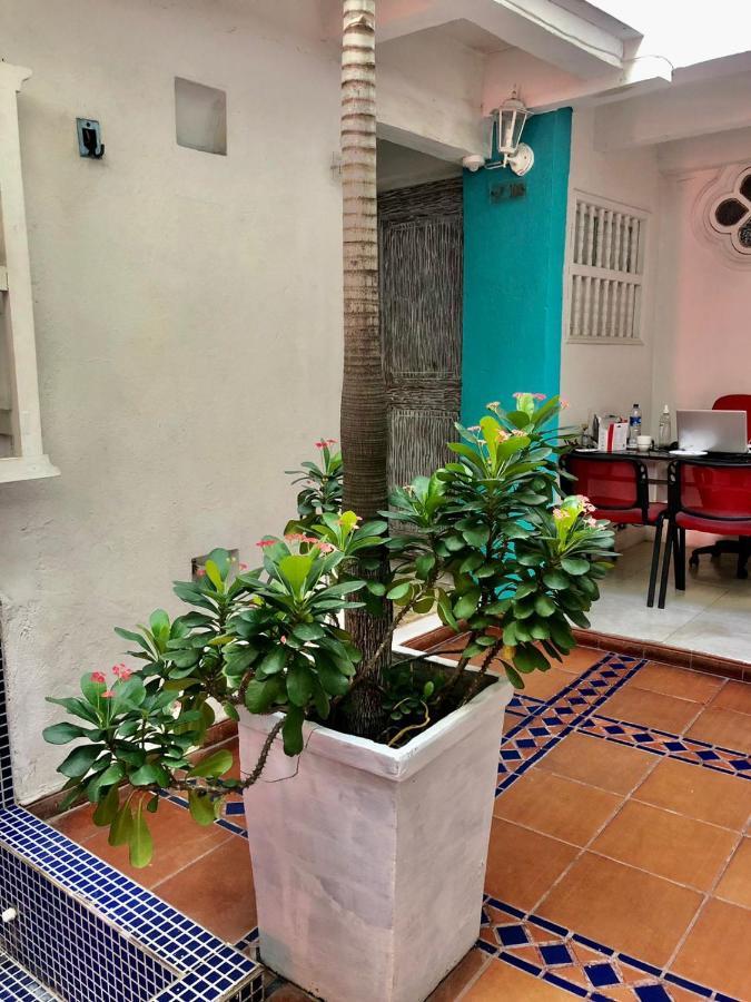 Antigua Calle Almudena Hotel Cartagena Bagian luar foto